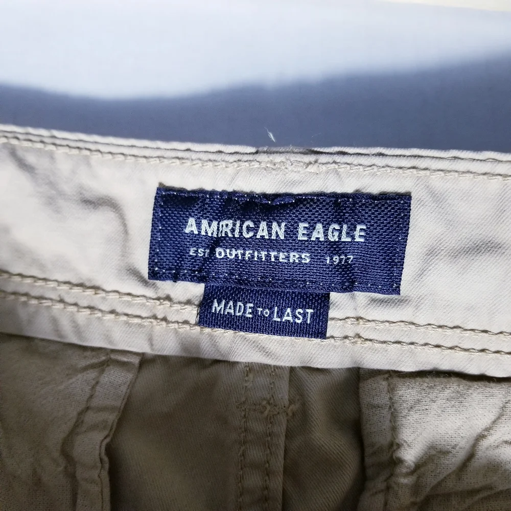AMERICAN EAGLE OUTFITTERS MEN'S KHAKI ORIGINAL STRAIGHT DRESS PANTS SIZE 30X32